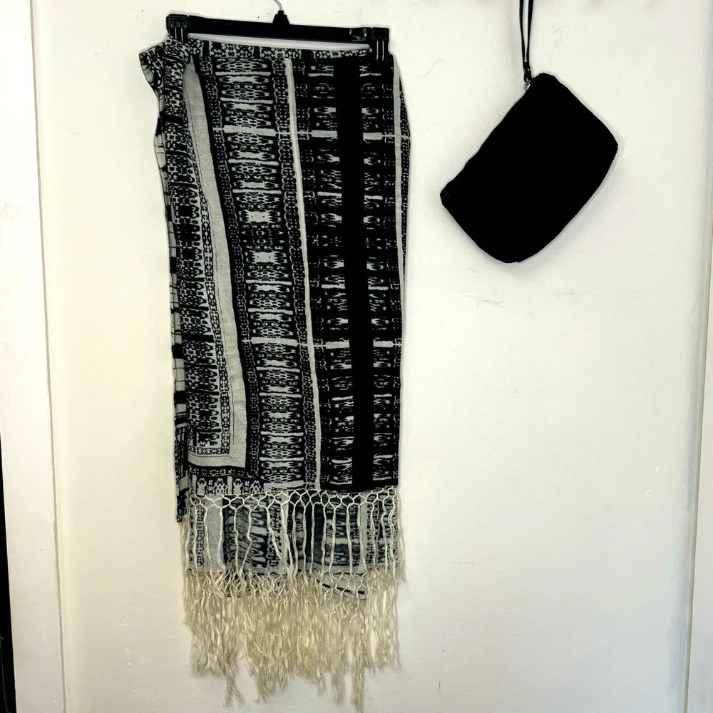 Black White Geometric Boho Oversized Fringe Scarf Wrap 45x50